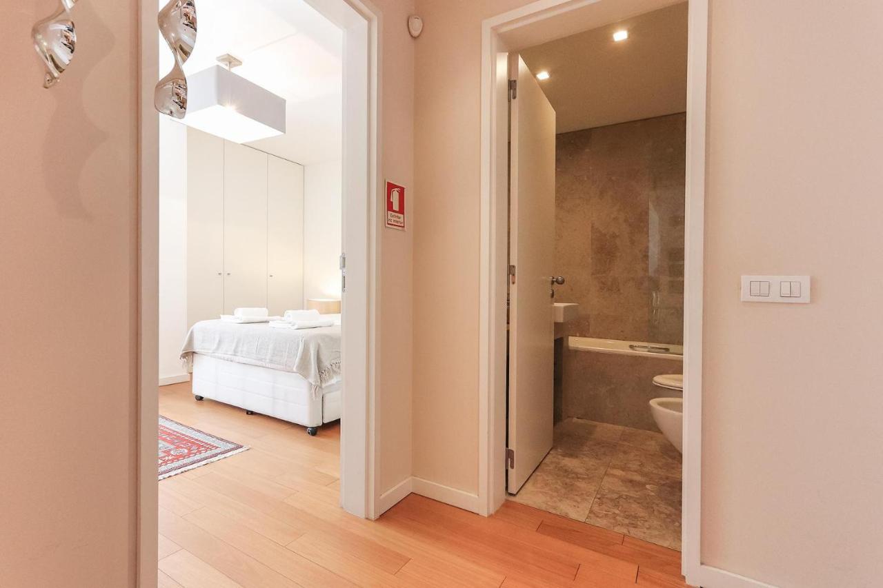 Downtown Chiado By Homing Apartment Lisbon Exterior photo